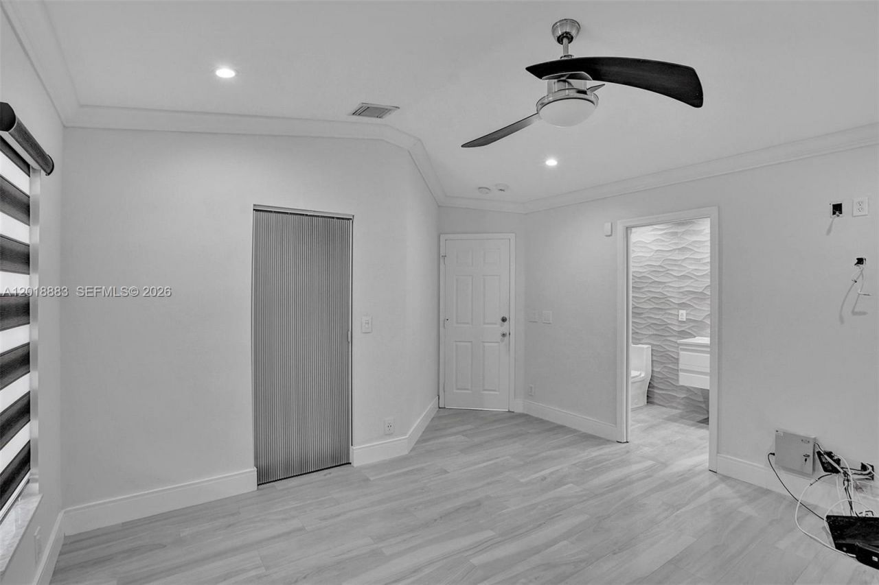 2266 NW 208th Ter , Pembroke Pines, FL 33029 Photo