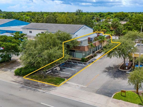 3740 W Broward Blvd , Plantation, FL 33312