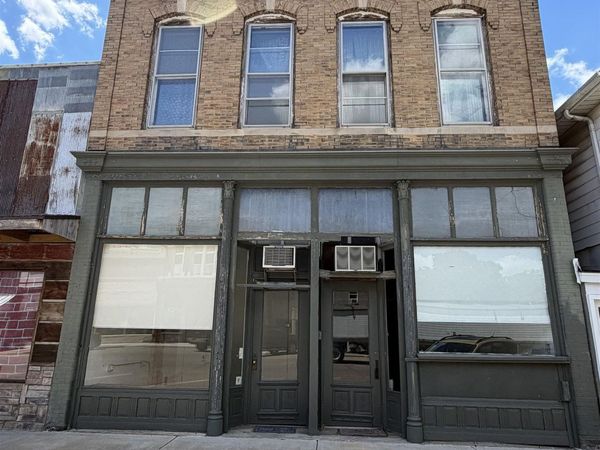 106 & 106 1/2 N 7TH Street, Wyoming, IL 61491