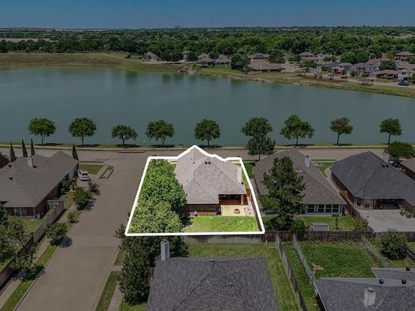8552 Lake Springs Trail , Fort Worth, TX 76053