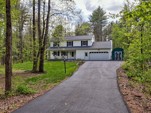 6 Pinebrook Drive, Ballston Spa, NY 12020