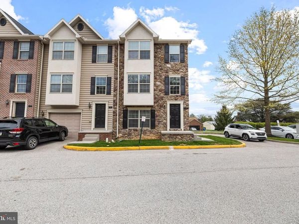 22 SHADY TREE COURT , YORK, PA 17402
