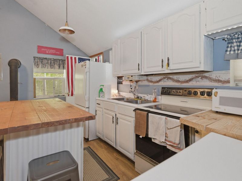 24442 Bushby Road, South Bloomingville, OH 43152 Photo 10