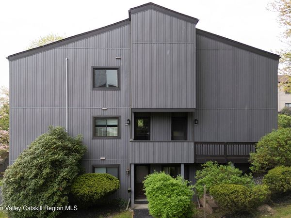 1608 Mulberry Court, Poughkeepsie, NY 12603