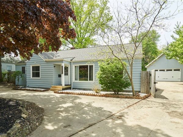 780 Bates Road , Rocky River, OH 44116