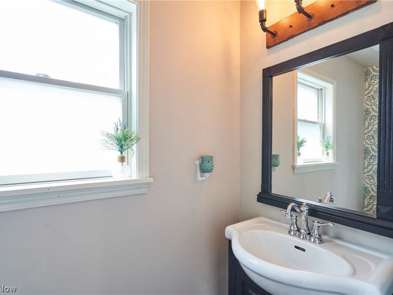 780 Bates Road, Rocky River, OH 44116 Photo 22