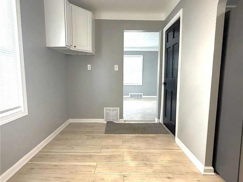 11804 Kensington Avenue, Cleveland, OH 44111 Photo 10