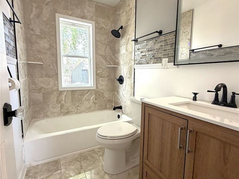 11804 Kensington Avenue, Cleveland, OH 44111 Photo 13