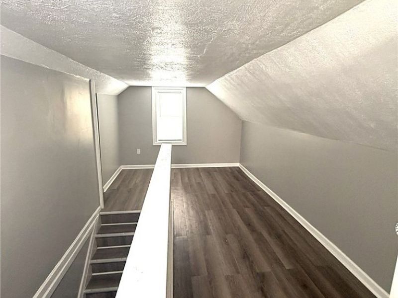 11804 Kensington Avenue, Cleveland, OH 44111 Photo 20
