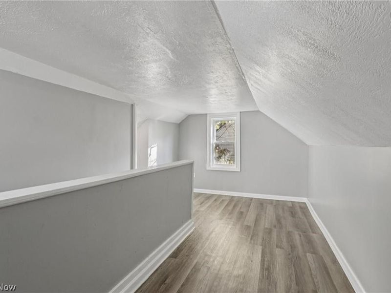11804 Kensington Avenue, Cleveland, OH 44111 Photo 22