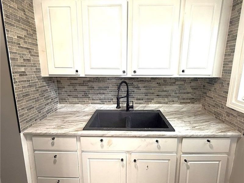 11804 Kensington Avenue, Cleveland, OH 44111 Photo 6