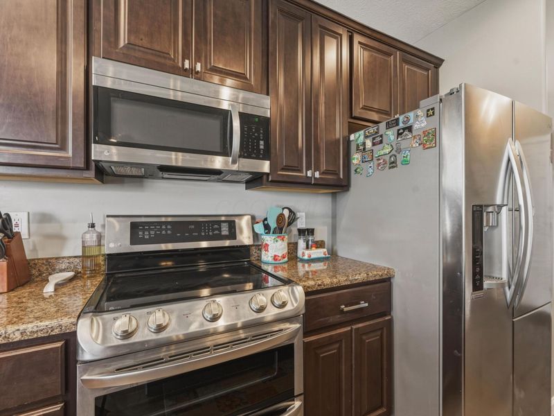 372 Puleo Drive, London, OH 43140 Photo 16
