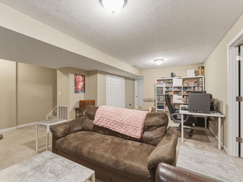 372 Puleo Drive, London, OH 43140 Photo 39