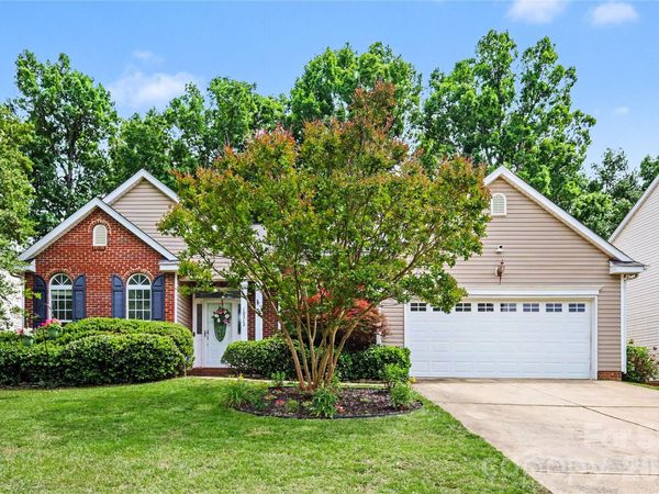 10312 Fairbourne Court, Charlotte, NC 28269