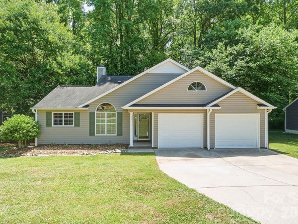 874 Rebecca Jane Drive , Mooresville, NC 28115