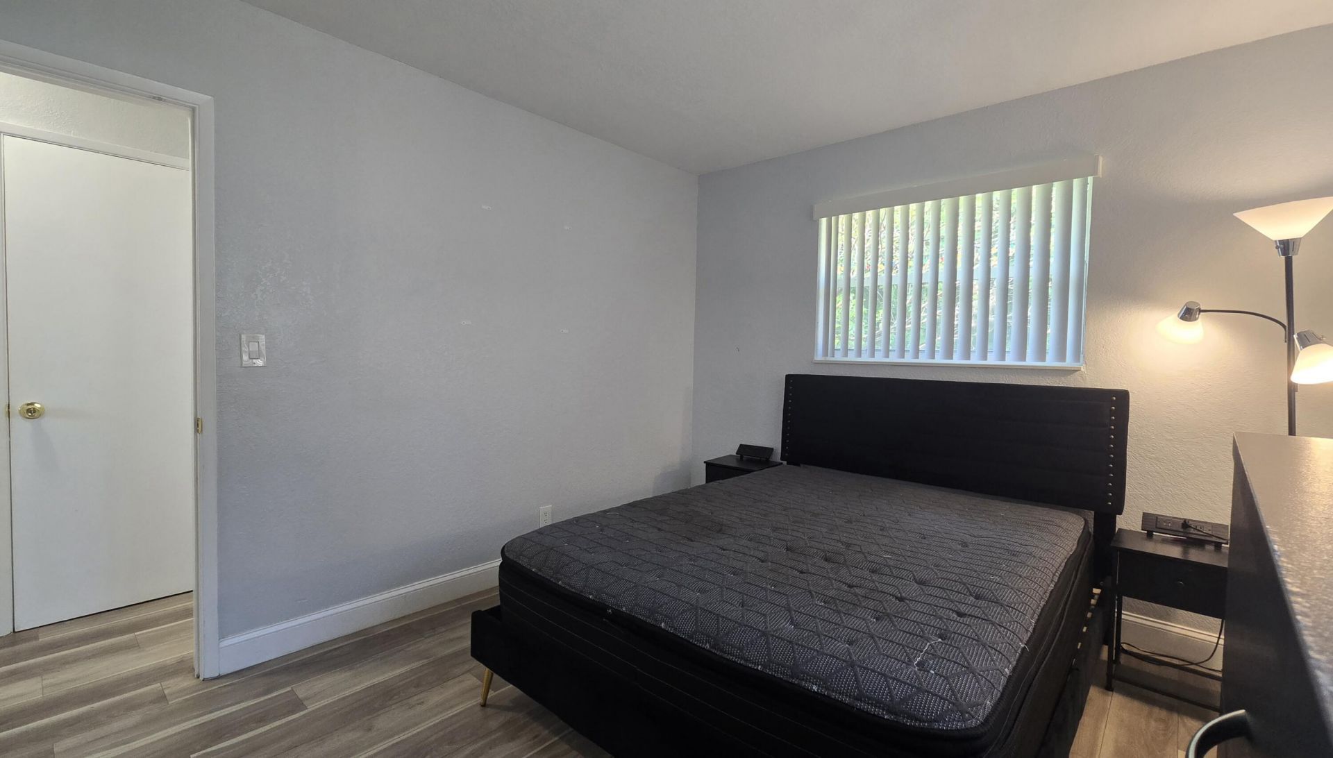 5815 Cleveland Street, Hollywood, FL 33021 Photo