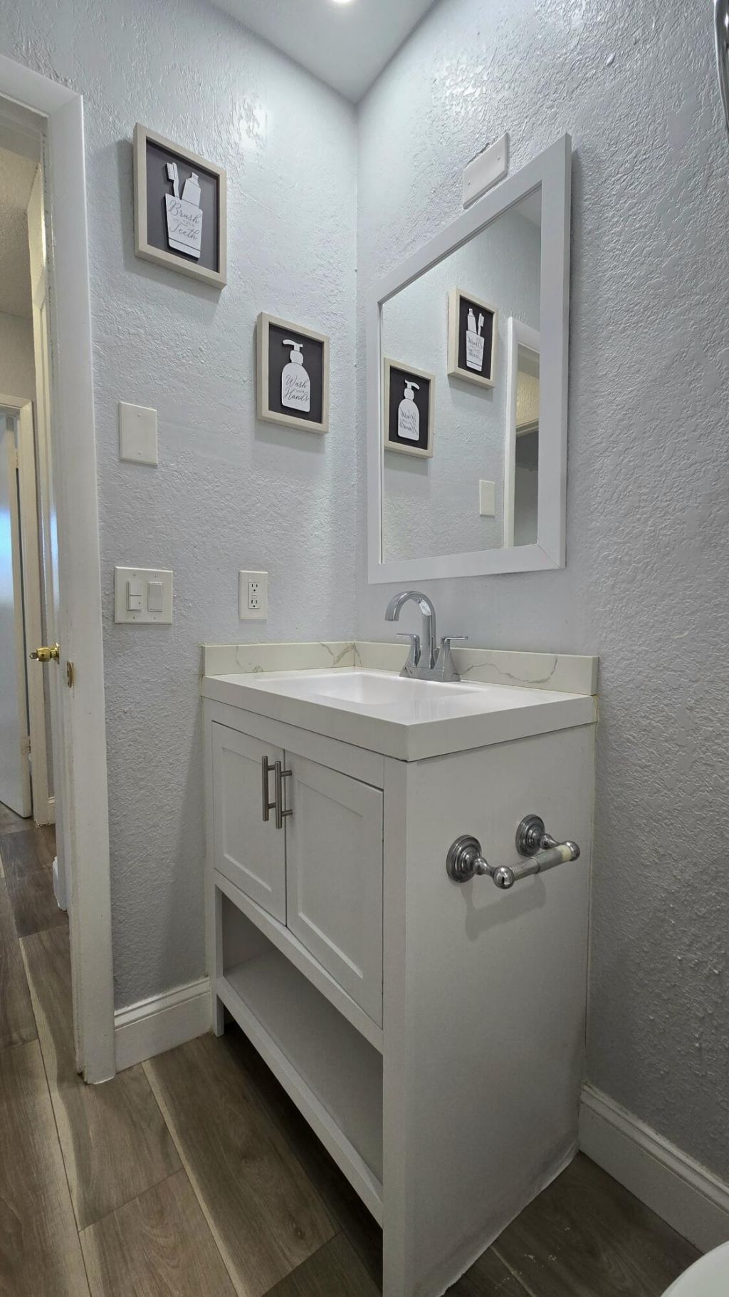 5815 Cleveland Street, Hollywood, FL 33021 Photo