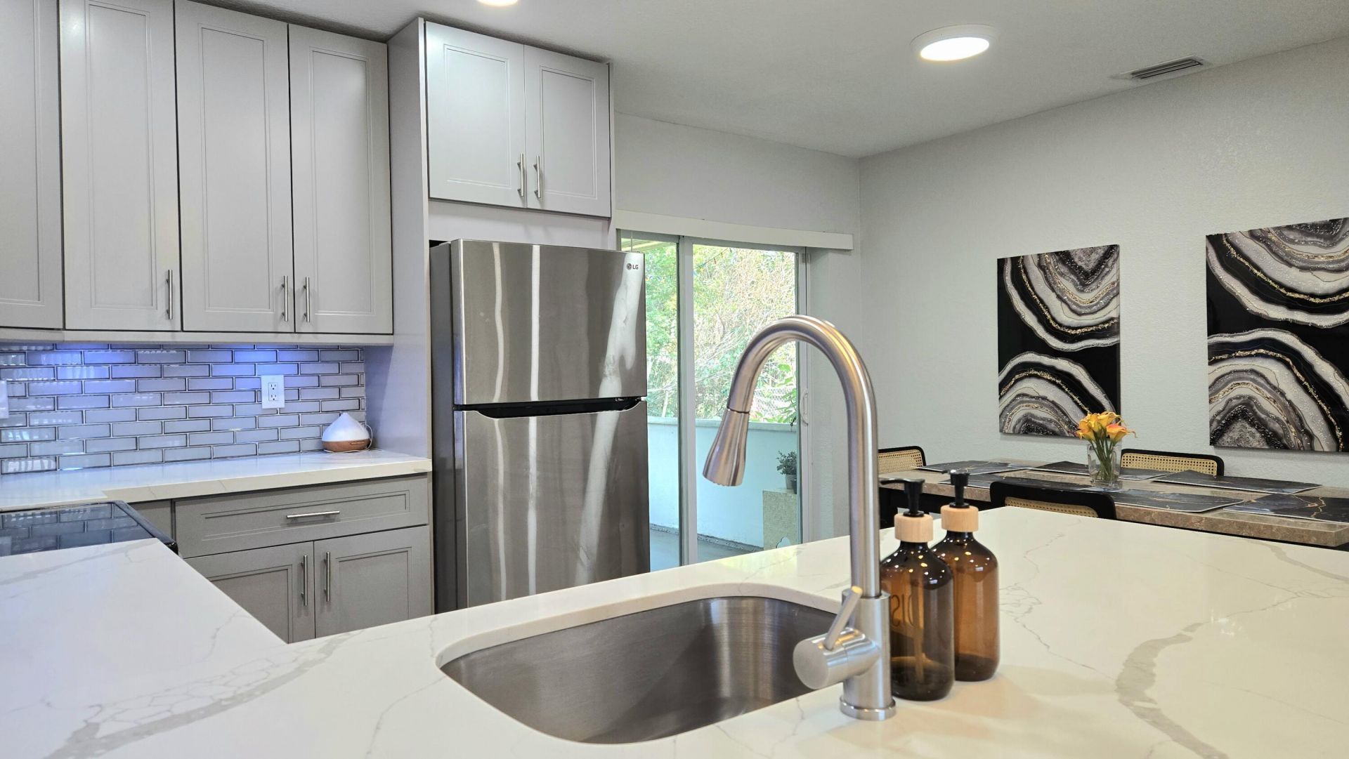 5815 Cleveland Street, Hollywood, FL 33021 Photo