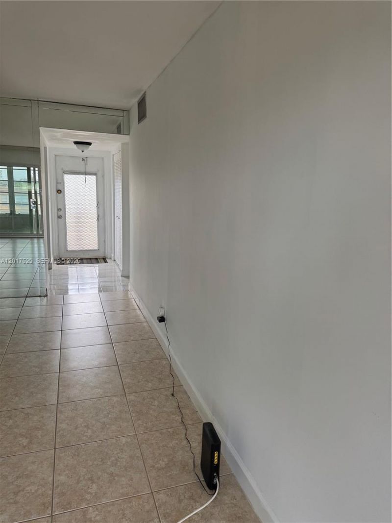 9041 Sunrise Lakes Blvd , Unit 303, Sunrise, FL 33322 Photo