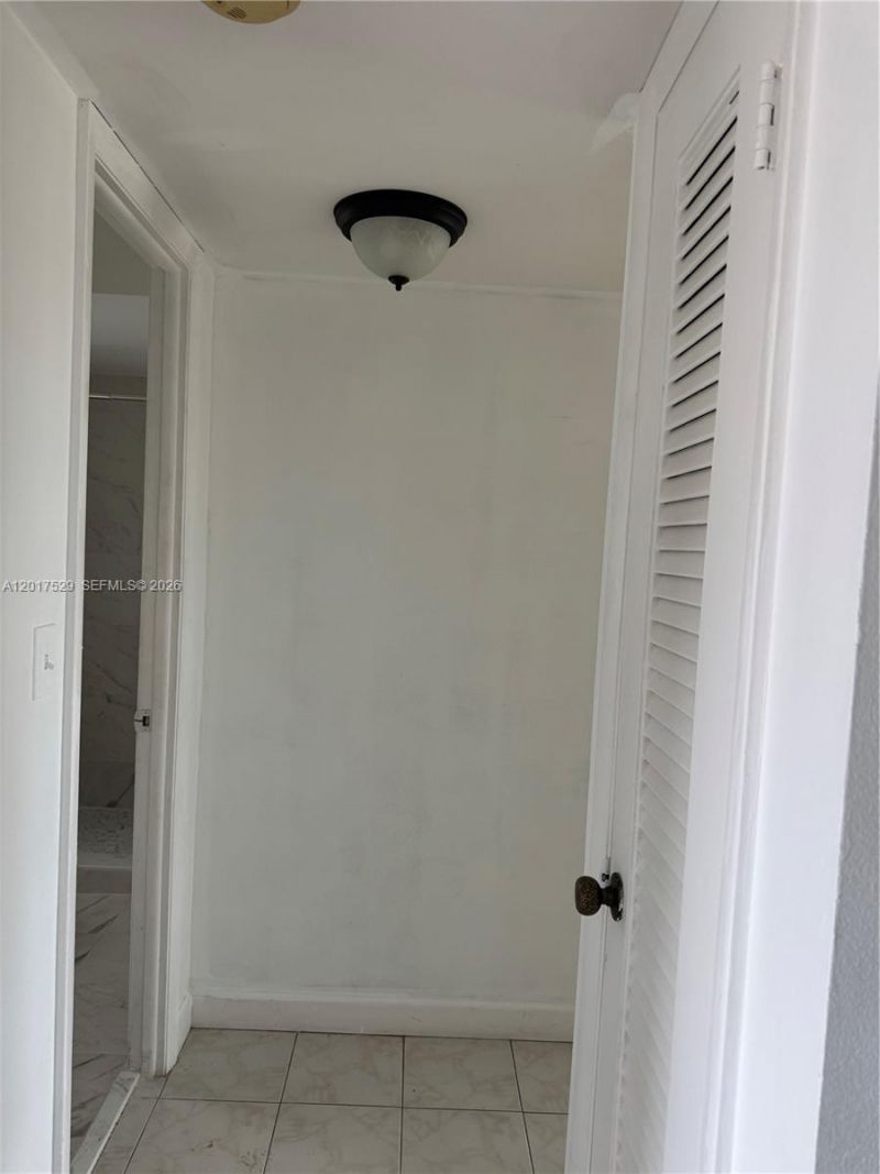 9041 Sunrise Lakes Blvd , Unit 303, Sunrise, FL 33322 Photo