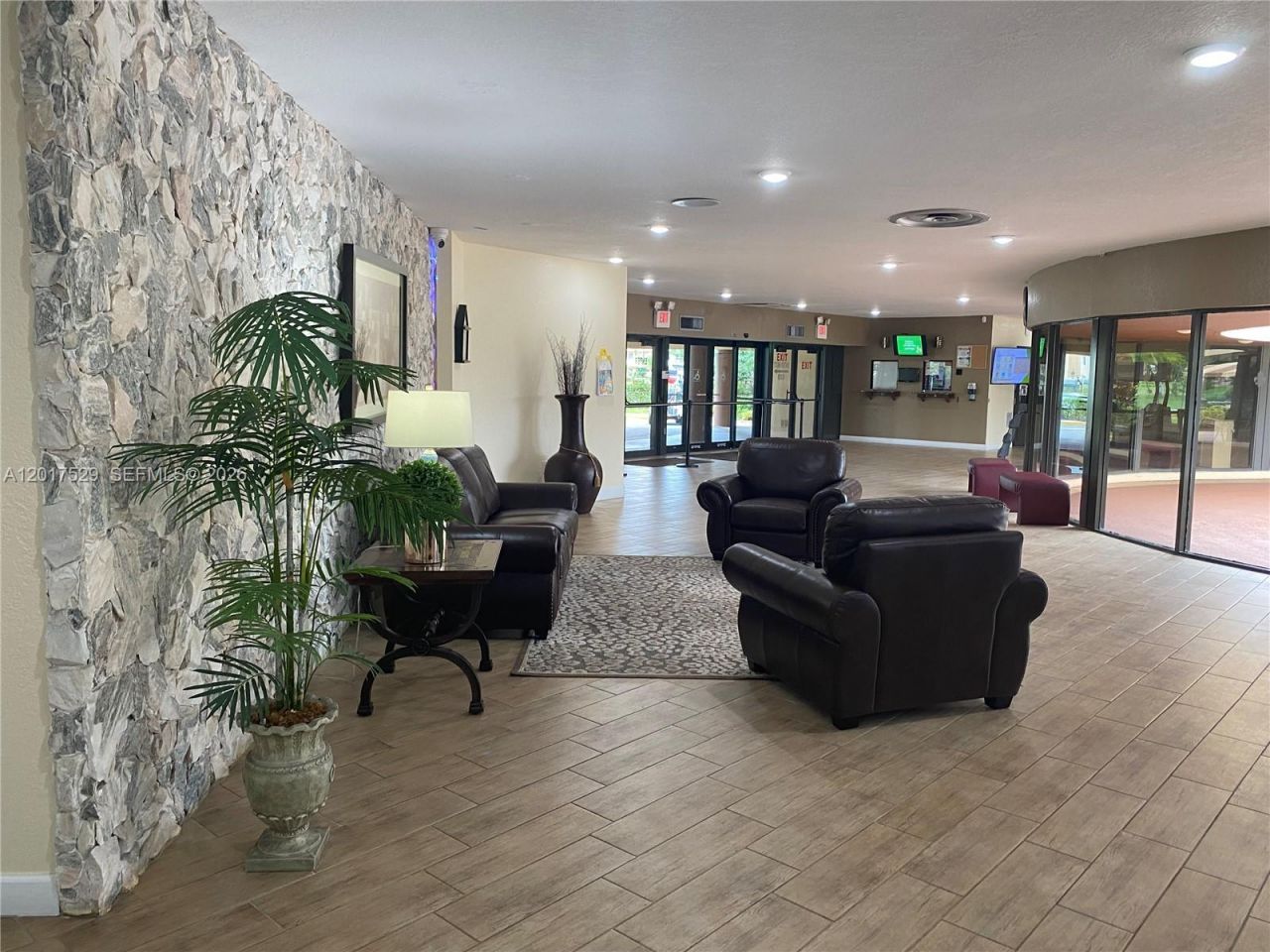 9041 Sunrise Lakes Blvd , Unit 303, Sunrise, FL 33322 Photo