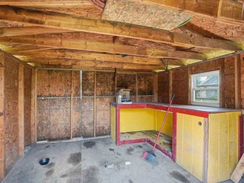 1061 Williams Road, Columbus, OH 43207 Photo 36