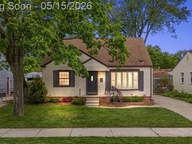 1411 Amelia Avenue, Royal Oak, MI 48073