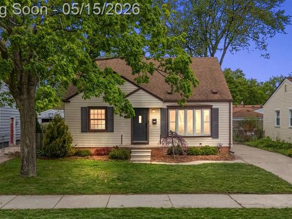 1411 Amelia Avenue, Royal Oak, MI 48073