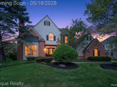 22037 Chase Drive, Novi, MI 48375