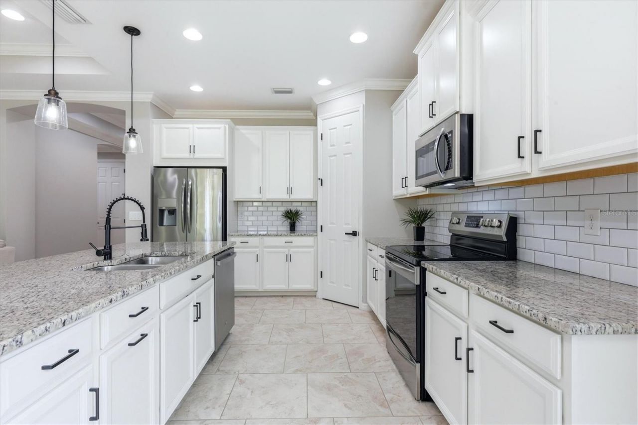 332 Toscavilla Boulevard, Nokomis, FL 34275 Photo