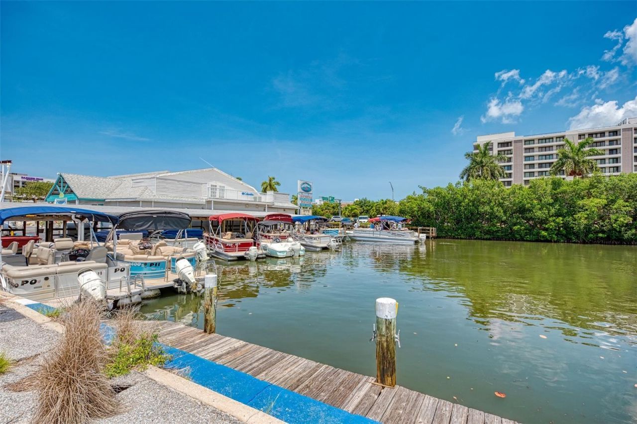 332 Toscavilla Boulevard, Nokomis, FL 34275 Photo