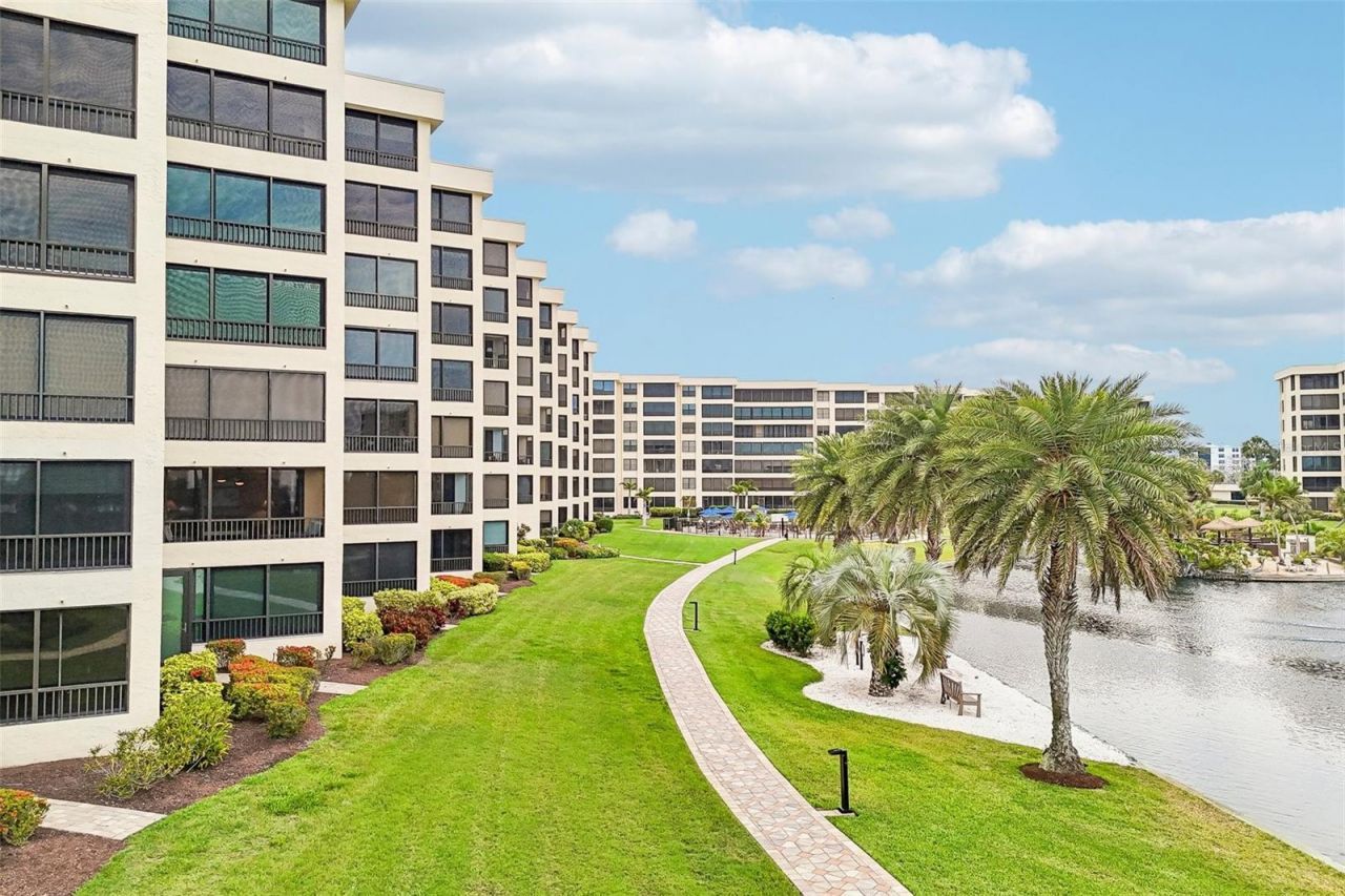 5760 Midnight Pass Road, Unit #209D, Sarasota, FL 34242 Photo
