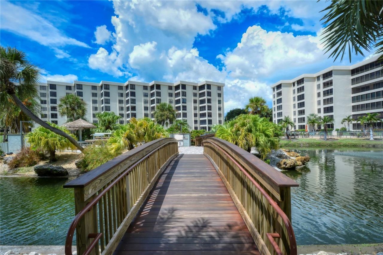 5760 Midnight Pass Road, Unit #209D, Sarasota, FL 34242 Photo