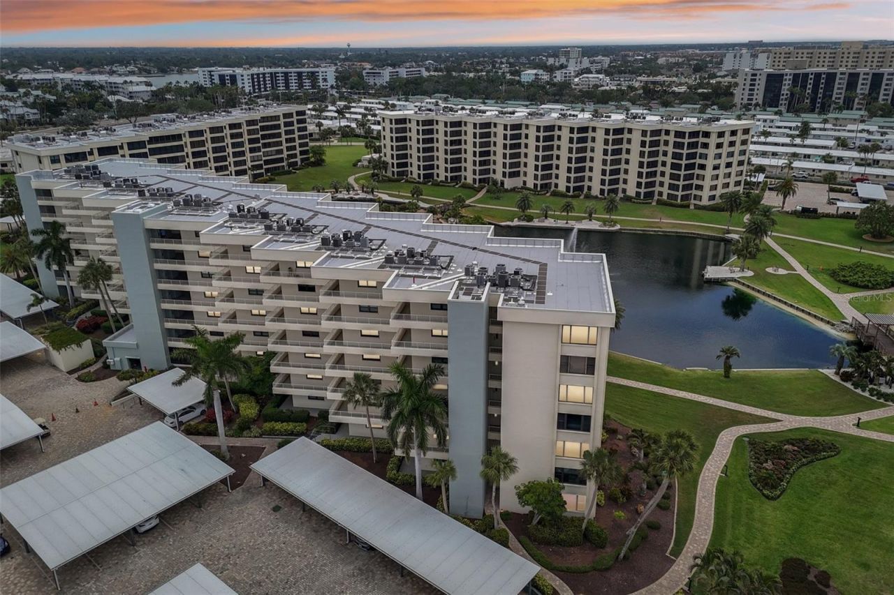 5760 Midnight Pass Road, Unit #209D, Sarasota, FL 34242 Photo