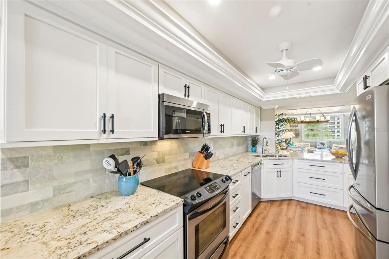 5760 Midnight Pass Road, Unit #209D, Sarasota, FL 34242 Photo