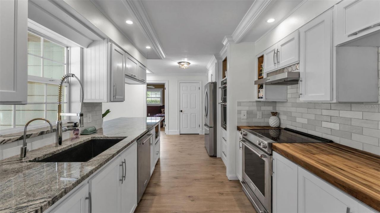 4301 Orangewood Loop E, Lakeland, FL 33813 Photo