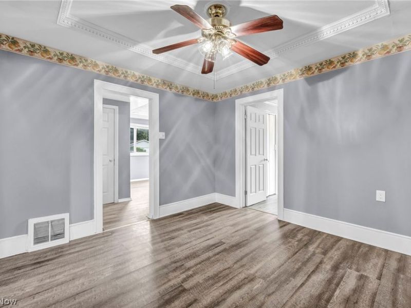 961 N Howard Street , Akron, OH 44310 Photo 11