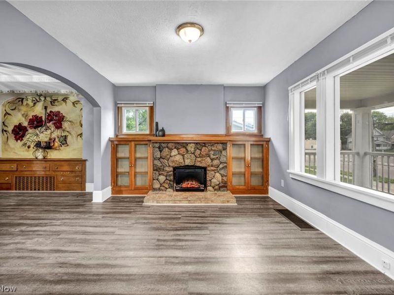 961 N Howard Street , Akron, OH 44310 Photo 8