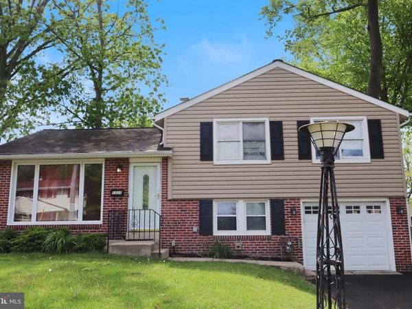 1317 FITZWATERTOWN ROAD, ABINGTON, PA 19001