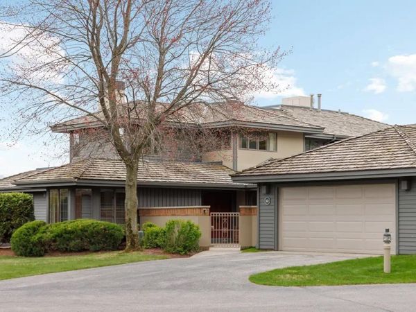 12659 Marina Village Drive S, Unit 10, Traverse City, MI 49684