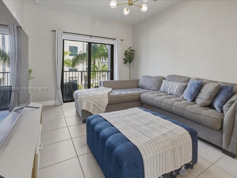 8201 NW 41st St , Unit D-205, Doral, FL 33166 Photo