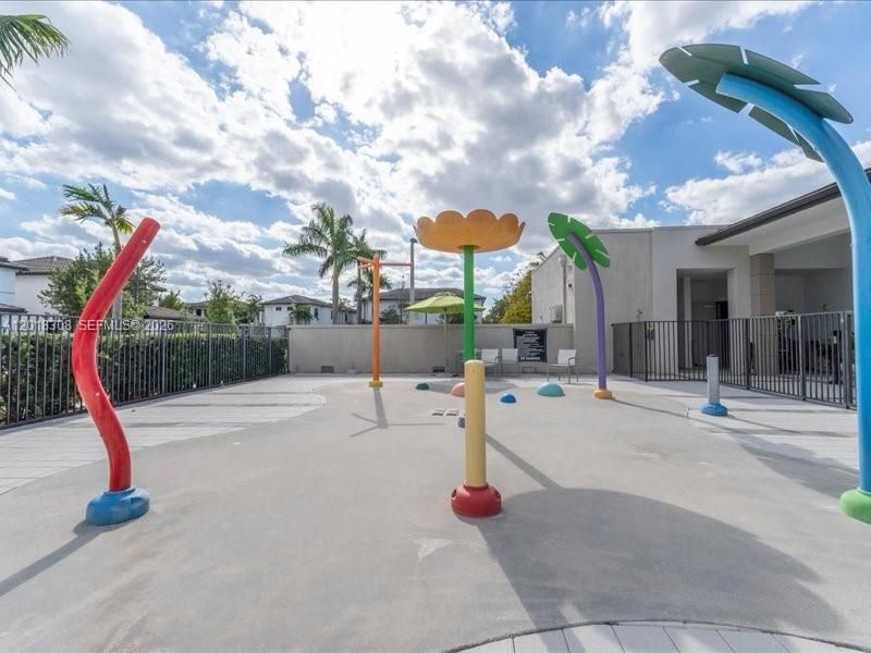 8201 NW 41st St , Unit D-205, Doral, FL 33166 Photo