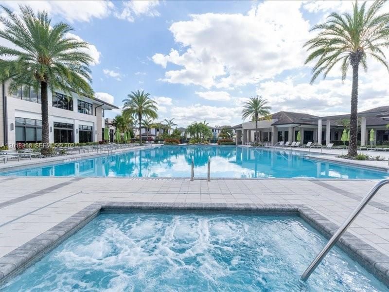 8201 NW 41st St , Unit D-205, Doral, FL 33166 Photo