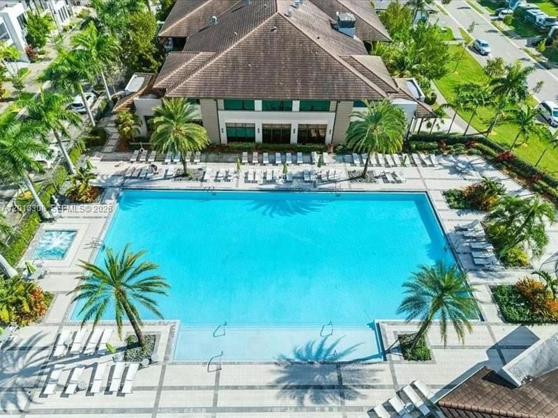 8201 NW 41st St , Unit D-205, Doral, FL 33166 Photo