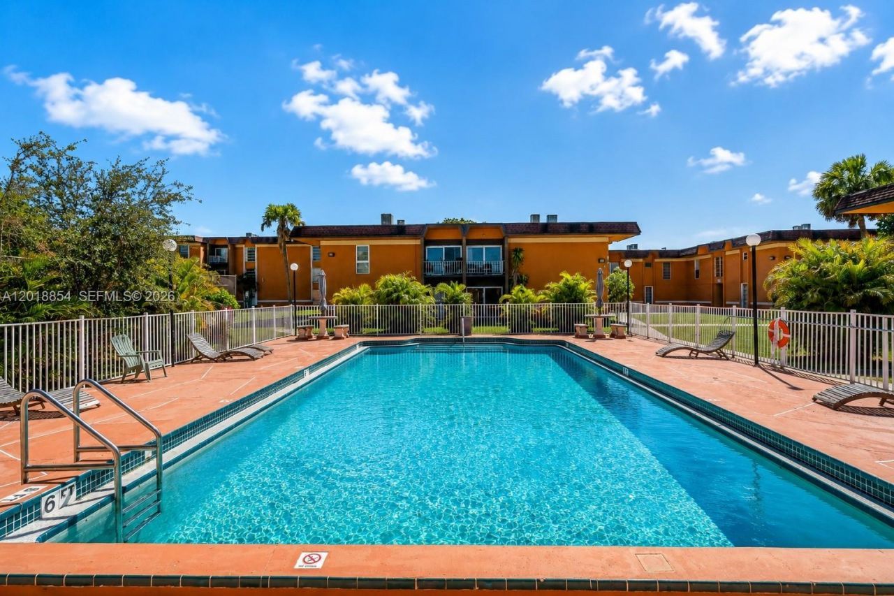9483 SW 76th , Unit N1, Miami, FL 33173 Photo