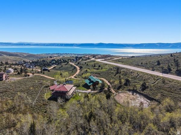 793 LAKEVIEW DR, Unit 31,32, Garden City, UT 84028