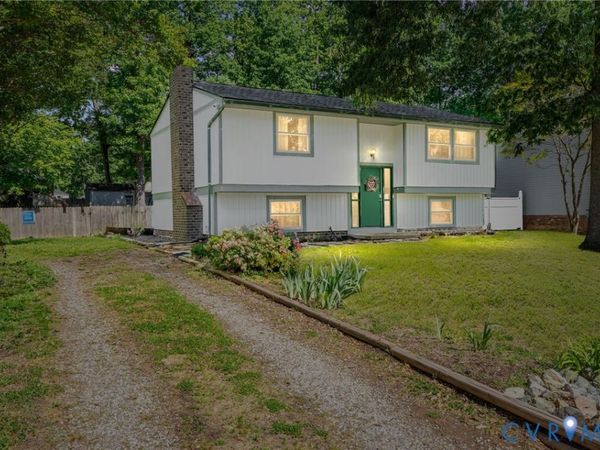 2120 Unicorn Lane , Ladysmith, VA 23235