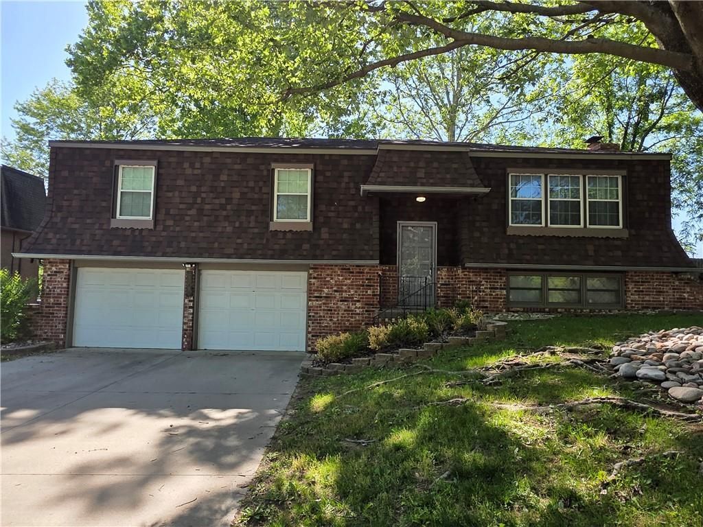 6600 Ravena Road, Pleasant Valley, MO 64068 Main Photo