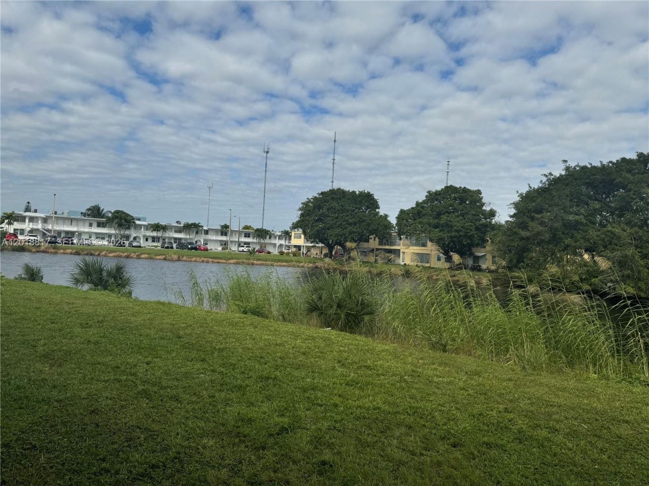 20320 NE 2nd Ave , Unit 12, Miami Gardens, FL 33179 Photo