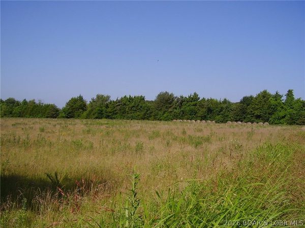 3525 S240th Road , Louisburg, MO 65685
